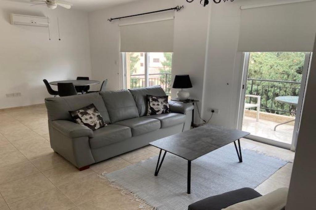 Kato Paphos Apartment In Universal Area Dış mekan fotoğraf